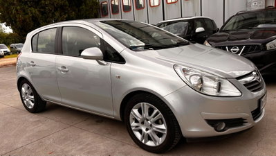 Opel Corsa 1.2i 16V cat 5 porte Enjoy (2)