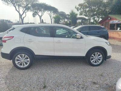 Nissan Qashqai 1.5 dCi N-Connecta (7)