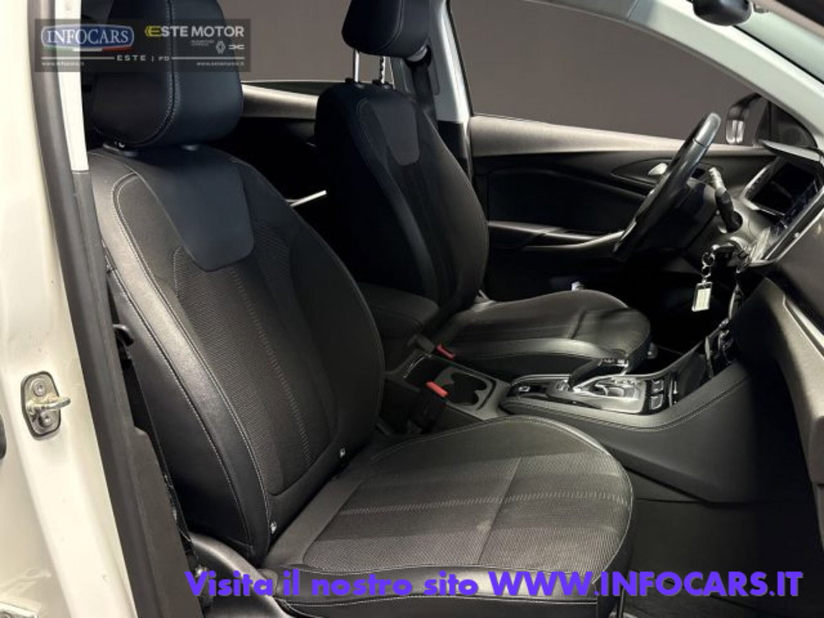 Opel Grandland 1.5 diesel Ecotec aut. Business Elegance (6)
