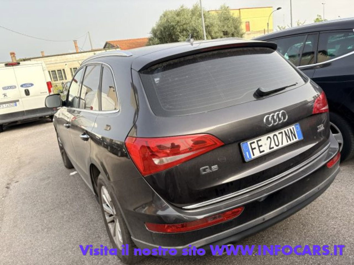 Audi Q5 2.0 TDI 150 CV ultra Business (6)