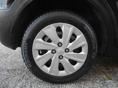 Kia Stonic 1.6 CRDi 110 CV Urban (15)