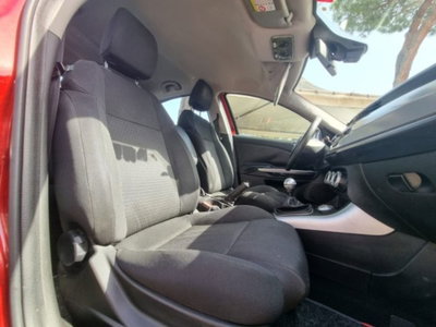 Alfa Romeo Giulietta 1.6 JTDm-2 Giulietta (10)
