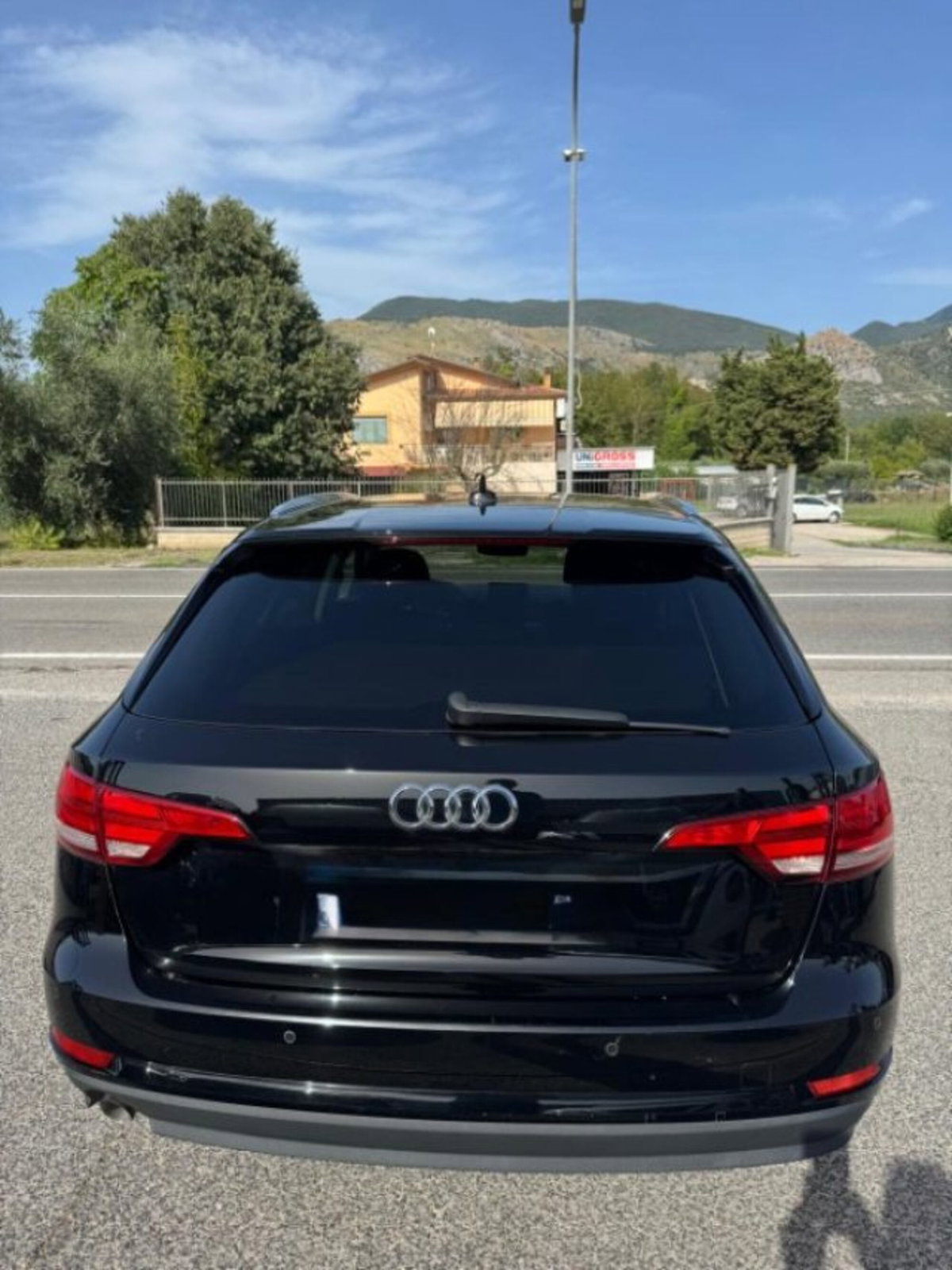 Audi A4 Avant 2.0 TDI 150 CV ultra S tronic Business (4)