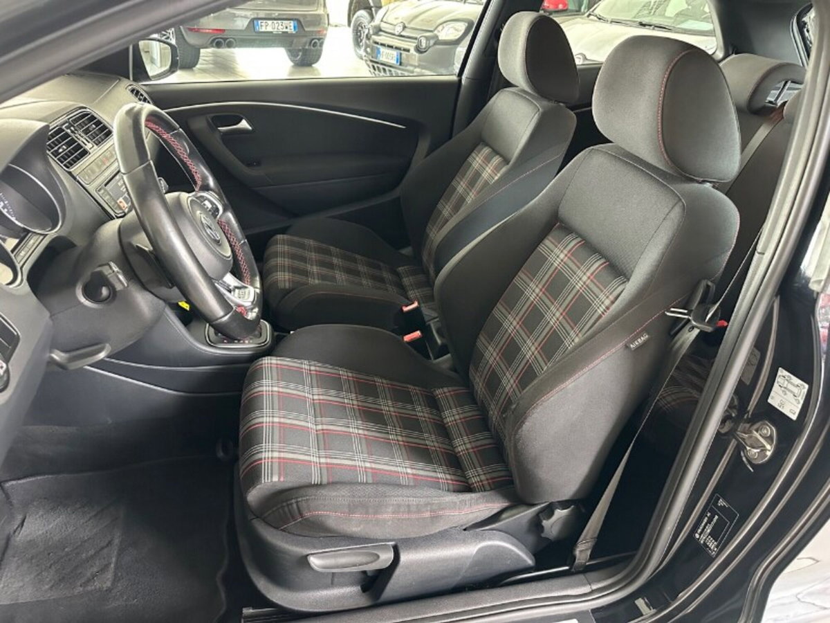 Volkswagen Polo GTI 1.8 3p. DSG BlueMotion Technology (11)