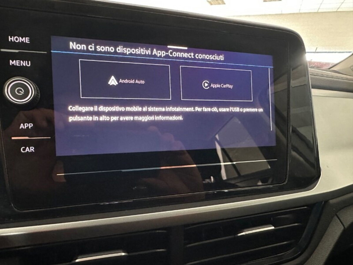 Volkswagen T-Roc 1.5 tsi Life dsg (10)