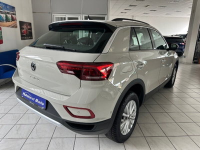 Volkswagen T-Roc 1.5 tsi Life dsg (5)