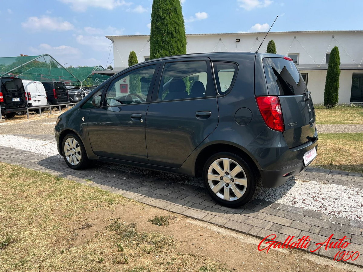 Mitsubishi Colt 1.1 12V 5p. GPL Inform (2)