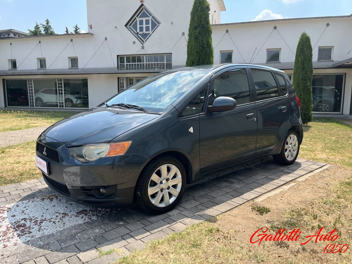 Mitsubishi Colt 1.1 12V 5p. GPL Inform (4)