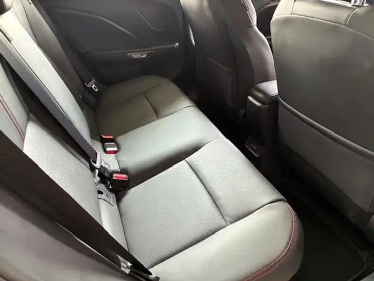 Lexus LBX 1.5 hybrid Elegant 2wd (11)