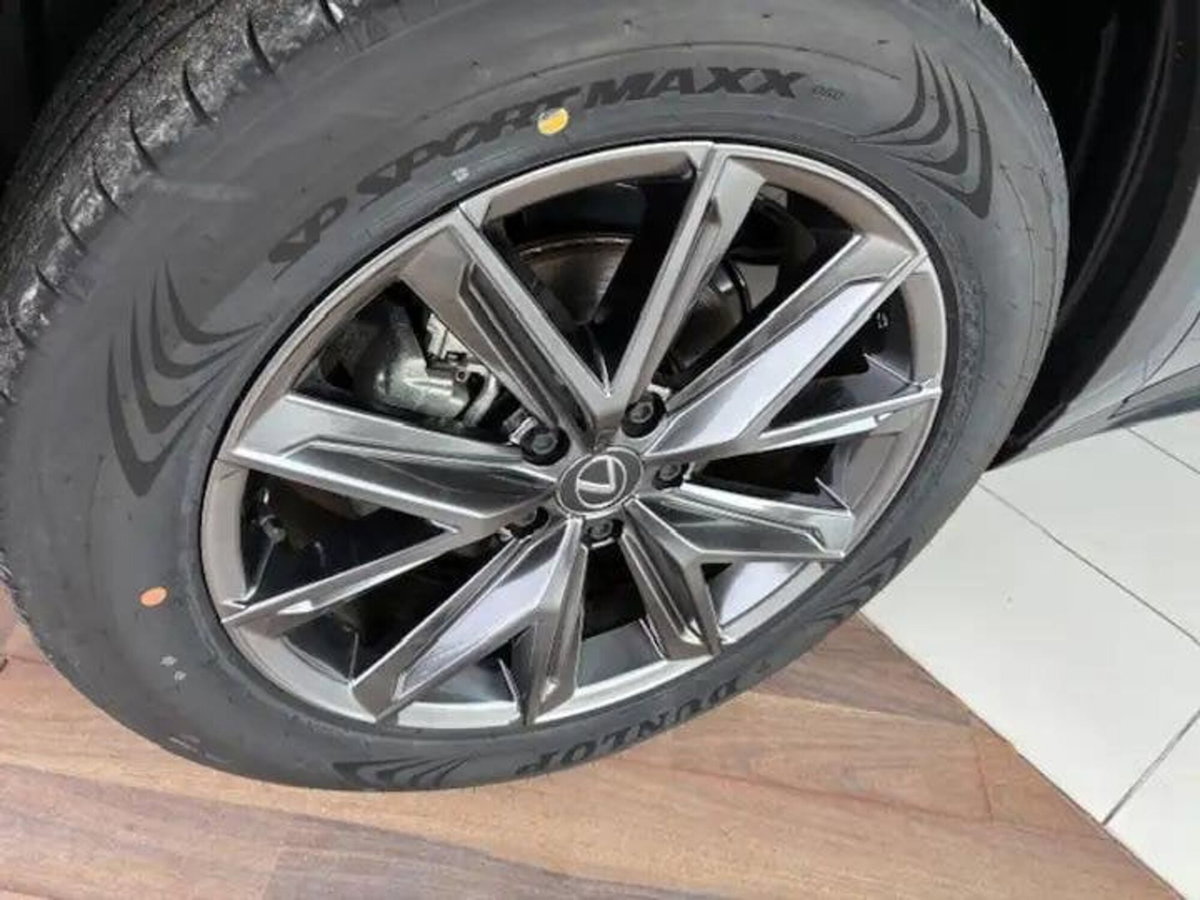 Lexus LBX 1.5 hybrid Elegant 2wd (5)
