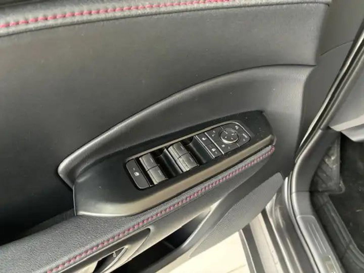 Lexus LBX 1.5 hybrid Elegant 2wd (6)