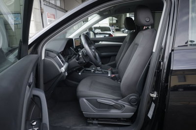 Audi Q5 40 TDI quattro S tronic Design (19)