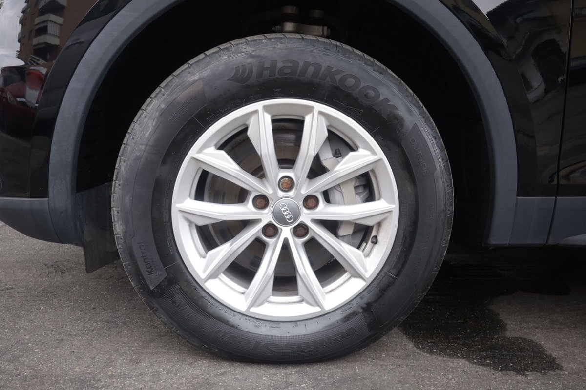 Audi Q5 40 TDI quattro S tronic Design (5)