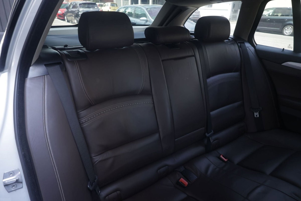 BMW Serie 5 Touring 525d xDrive  Business aut. (14)