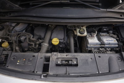 Renault Grand Scénic 1.5 dci energy Business 110cv (20)
