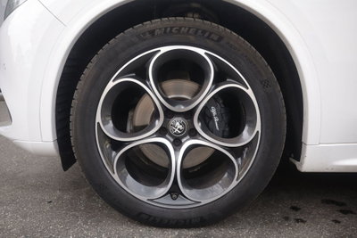Alfa Romeo Stelvio Stelvio 2.2 Turbodiesel 210 CV AT8 Q4 Veloce Tì (5)