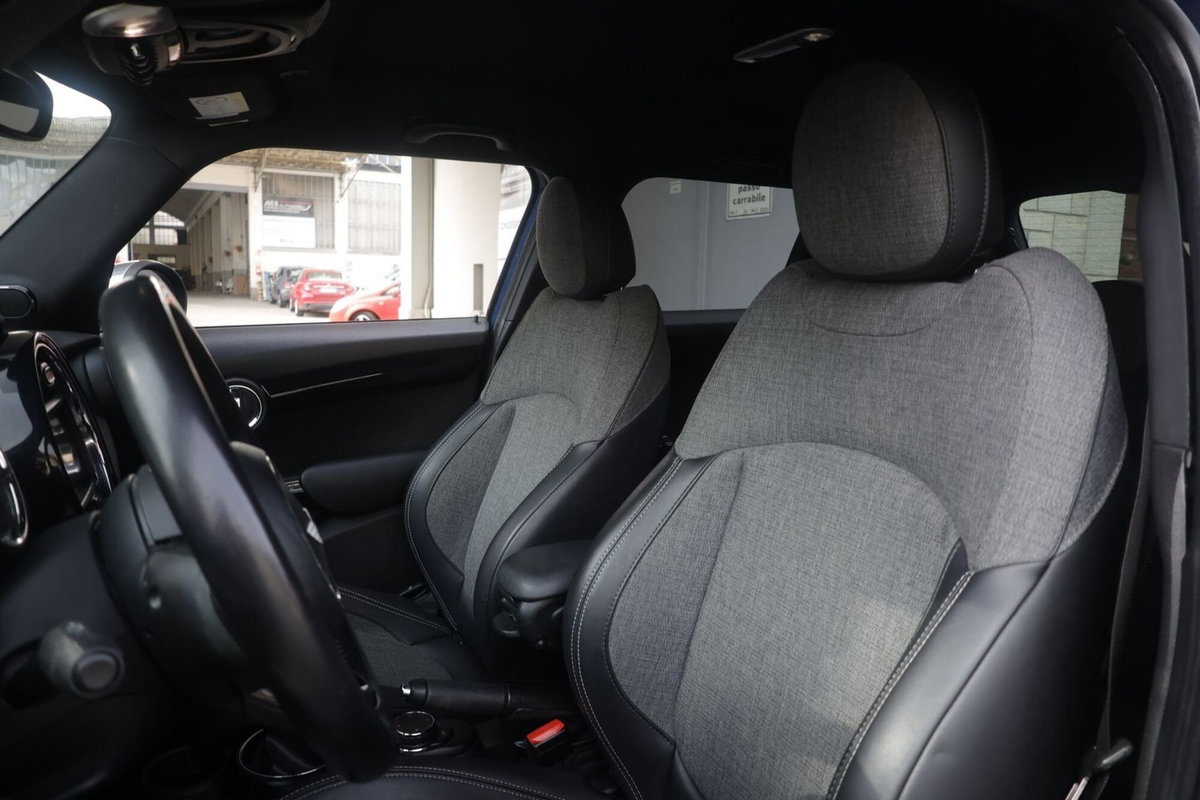 MINI Mini 1.5 Cooper 5 porte (16)