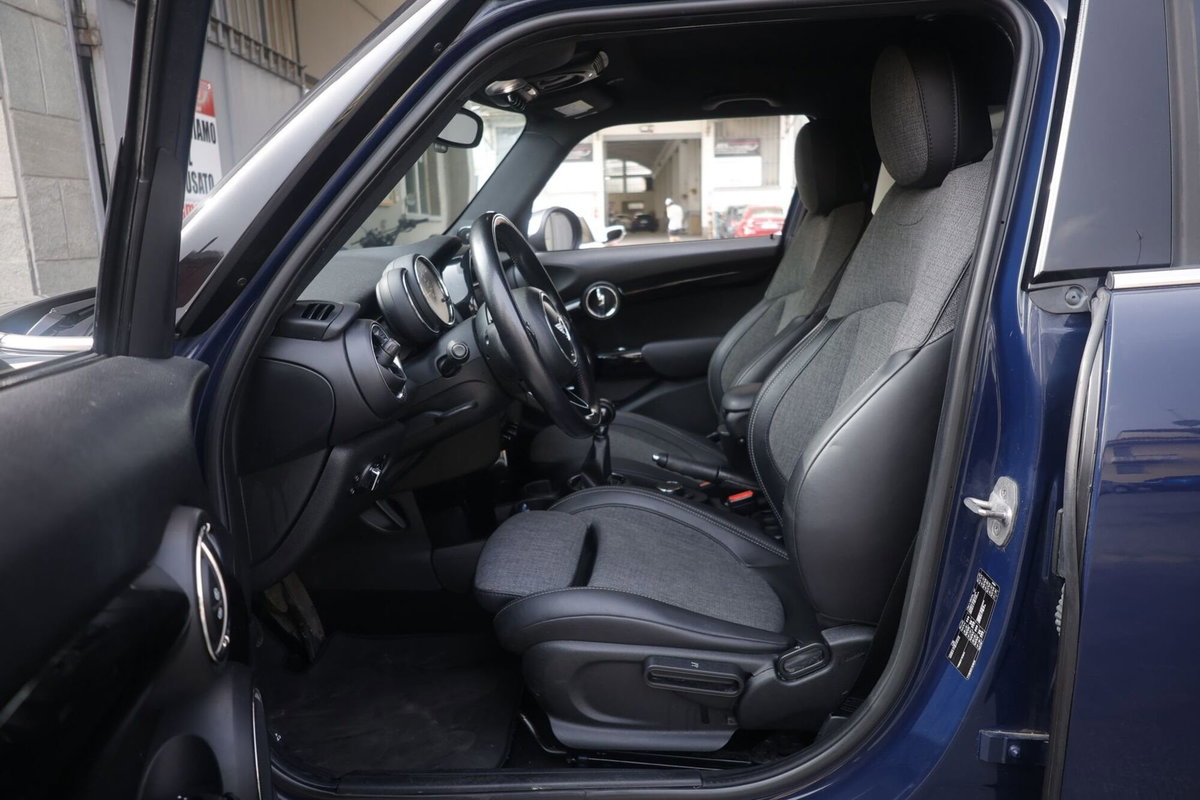 MINI Mini 1.5 Cooper 5 porte (17)