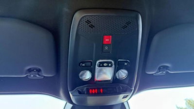 Peugeot 2008 1.2 hybrid Active 136cv e-dcs6 (12)