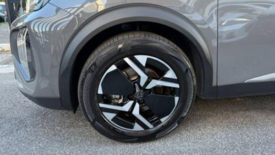 Peugeot 2008 1.2 hybrid Active 136cv e-dcs6 (4)