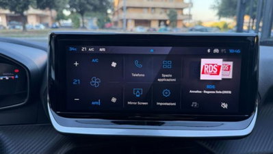 Peugeot 2008 1.2 hybrid Active 136cv e-dcs6 (9)