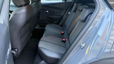 Peugeot 2008 1.2 hybrid Active 136cv e-dcs6 (15)