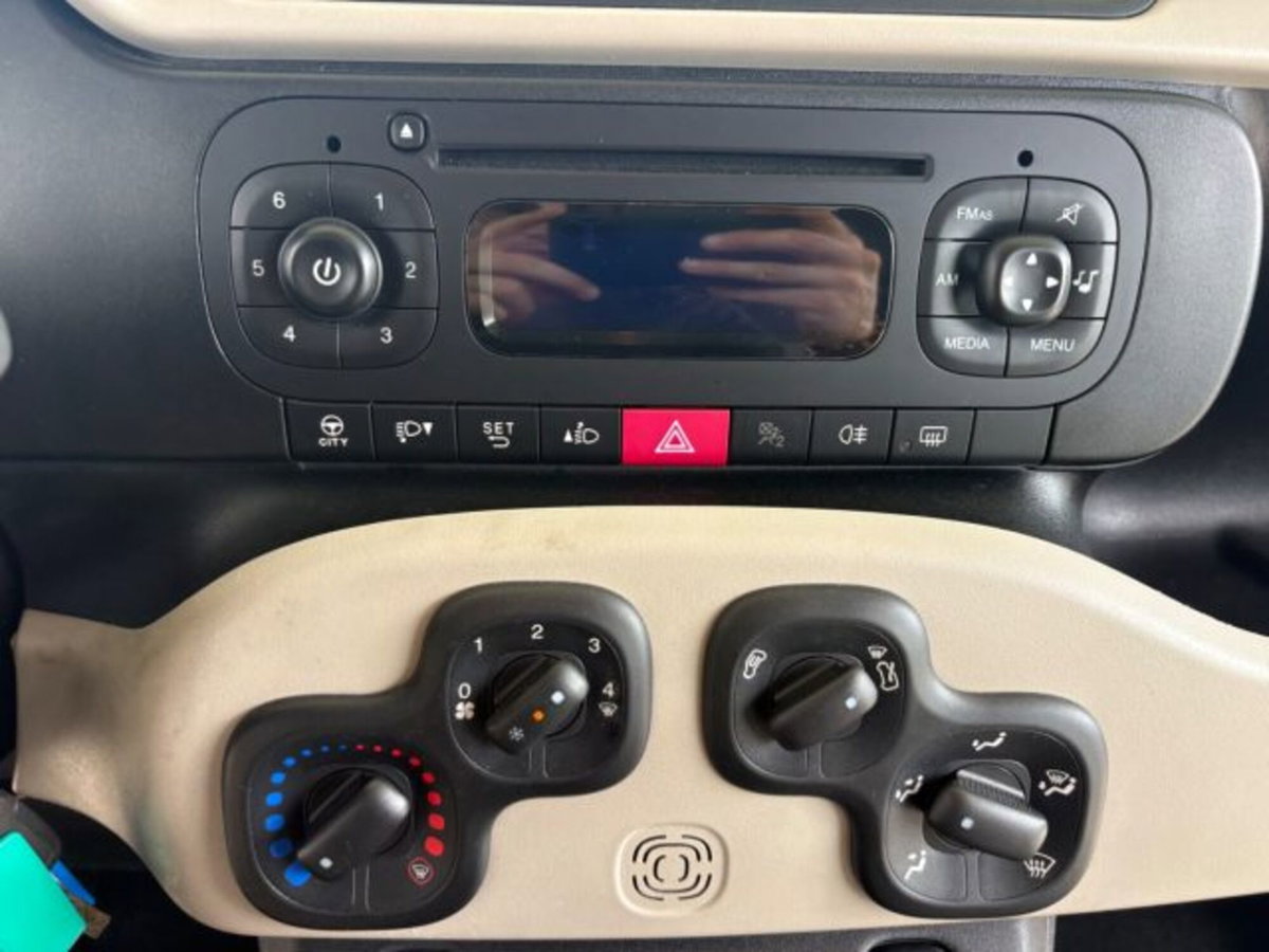 Fiat Panda 1.2 Dynamic Euro 5 (17)