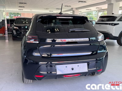 Peugeot 208 1.2 turbo Business 100cv (12)