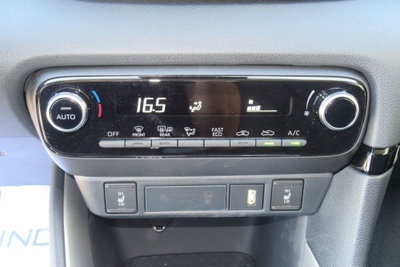 Toyota Yaris Cross 1.5h GR Sport Black Sky fwd 116cv e-cvt (18)