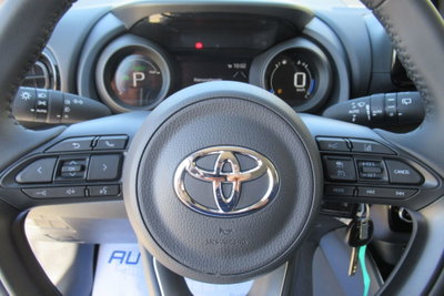 Toyota Yaris Cross 1.5h GR Sport Black Sky fwd 116cv e-cvt (19)