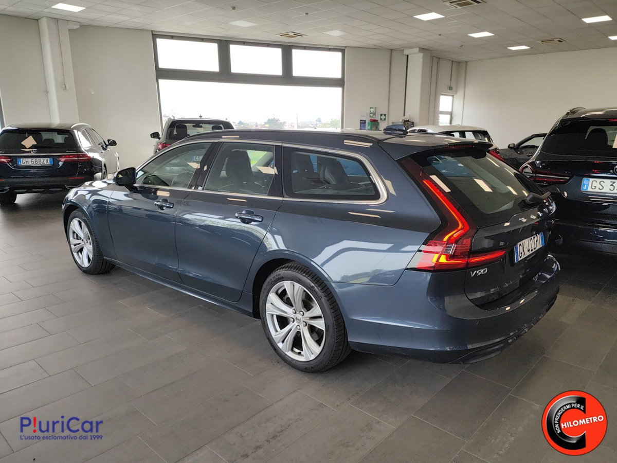 Volvo V90 B4 Geartronic R-design (9)