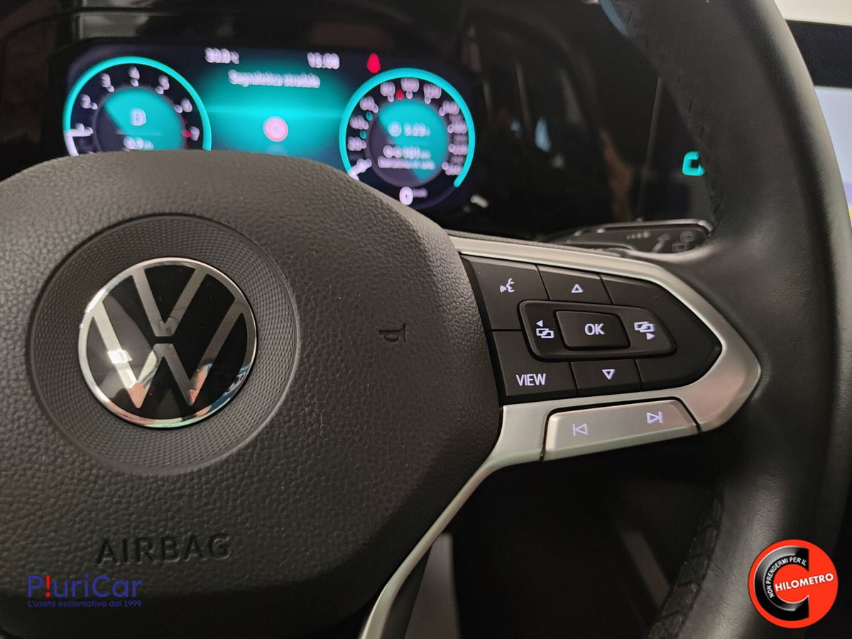 Volkswagen Golf 1.0 eTSI EVO DSG Life (16)