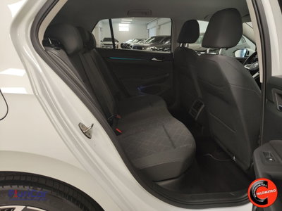Volkswagen Golf 1.0 eTSI EVO DSG Life (7)