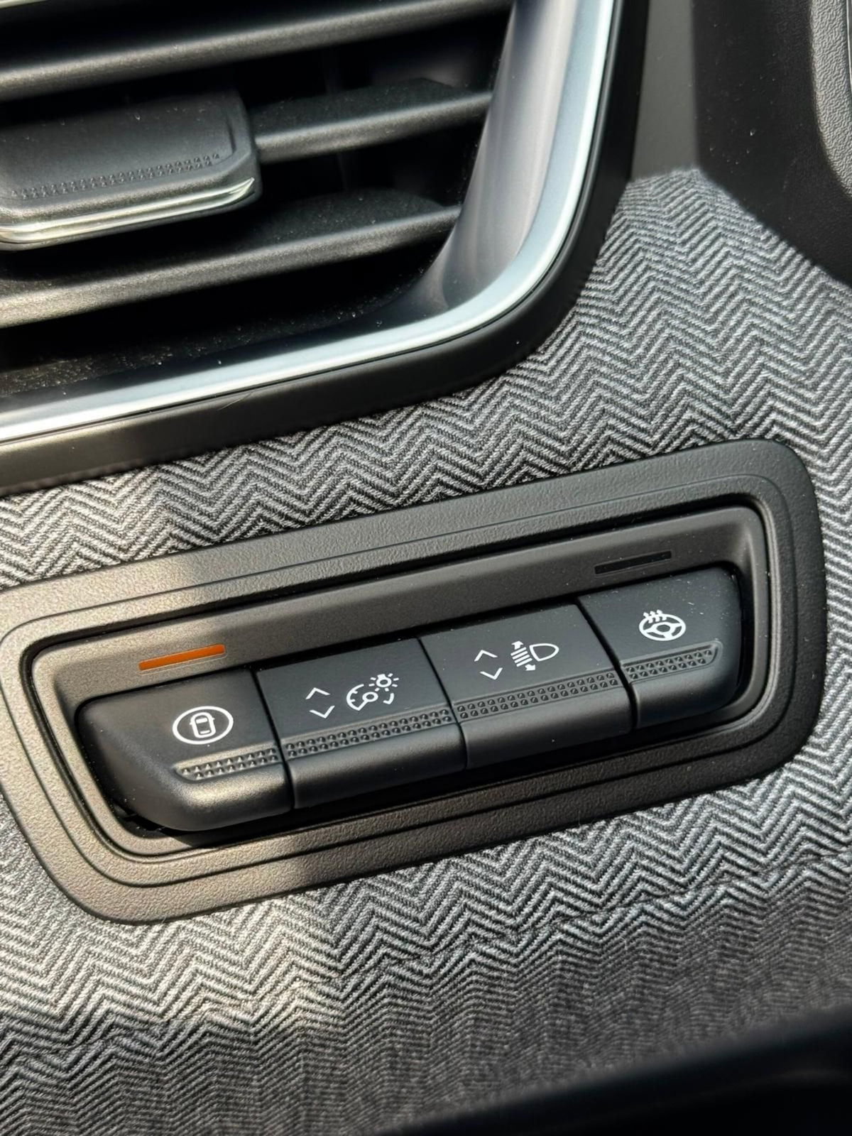 Renault Clio 1.0 eco-g Techno 100cv (15)