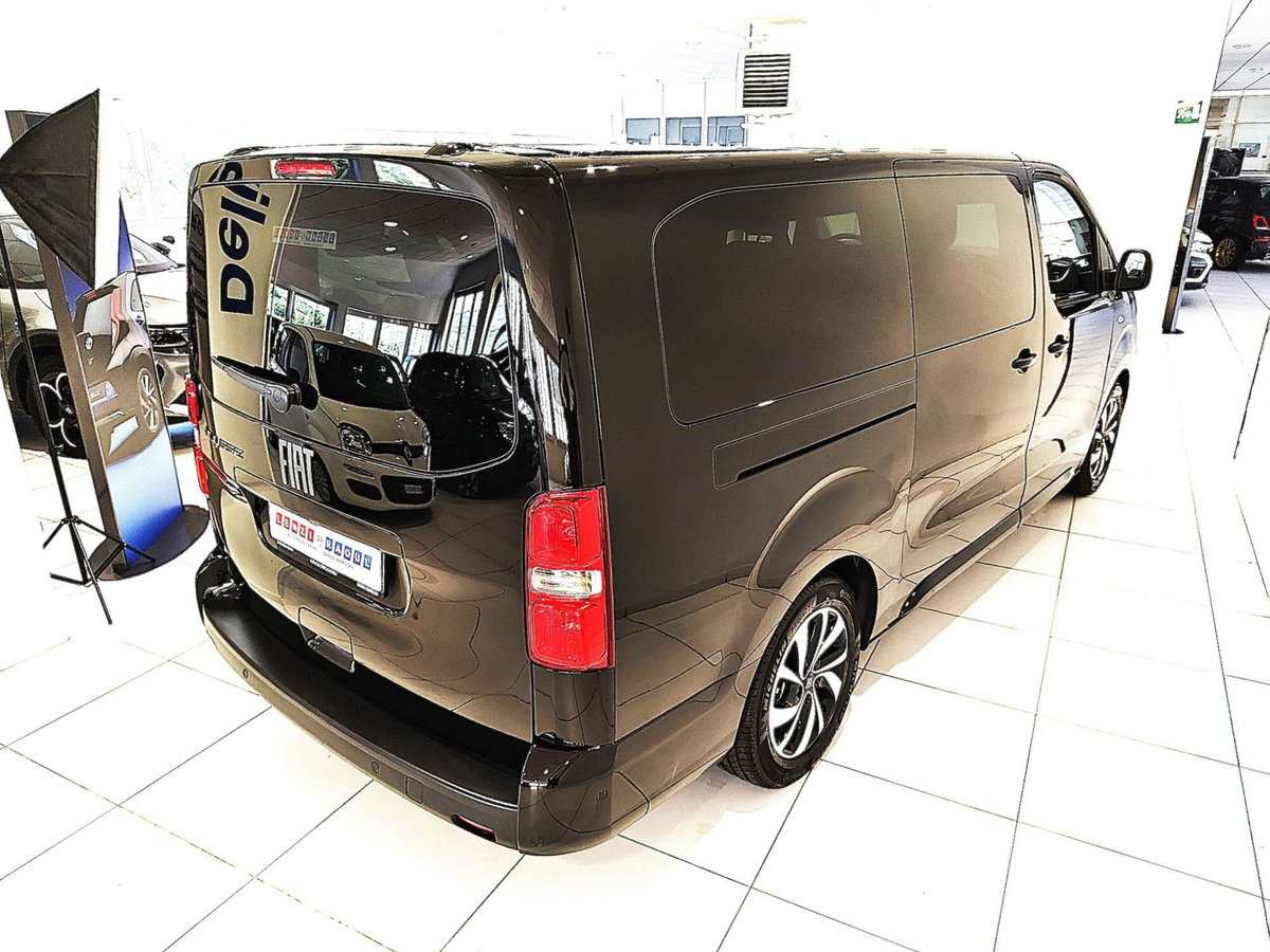 Peugeot Traveller BlueHDi 180 S&S EAT8 Long Business (18)