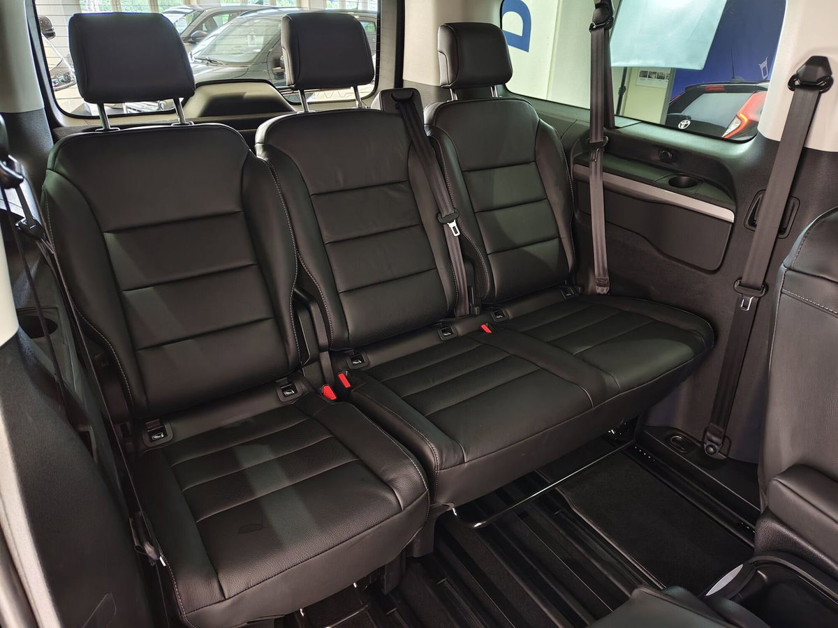 Peugeot Traveller BlueHDi 180 S&S EAT8 Long Business (7)