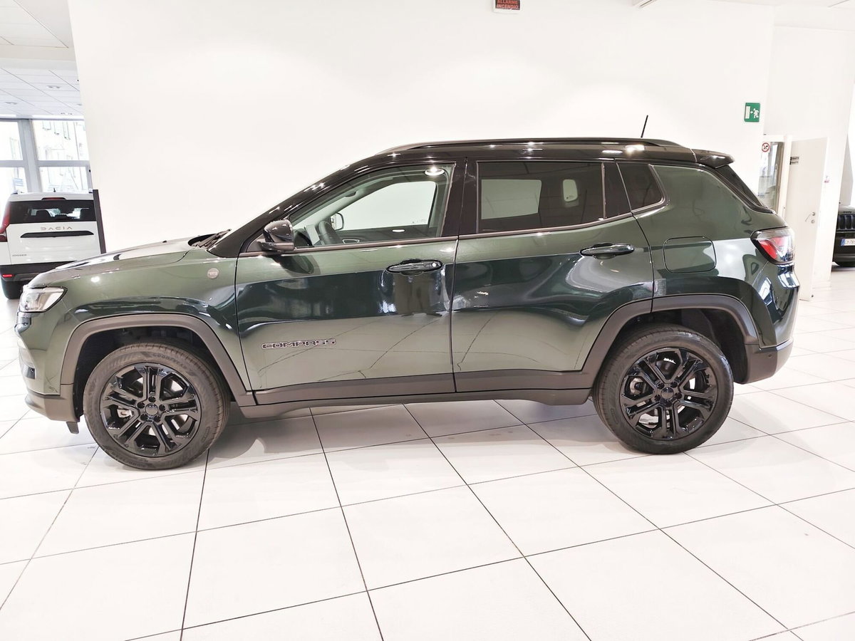 Jeep Compass 1.3 turbo t4 phev North Star 4xe auto (2)