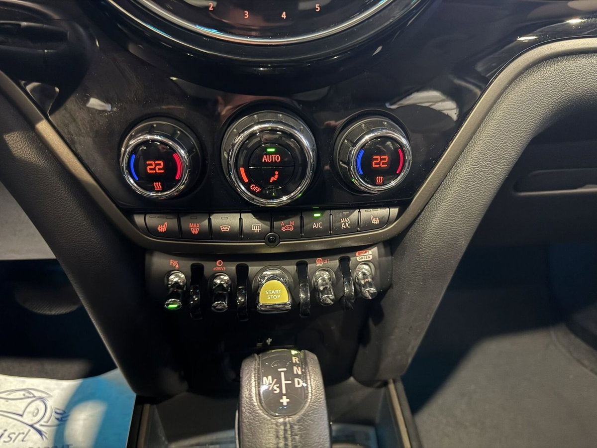 MINI Mini Countryman 1.5 Cooper SE 'ALL4' Countryman ALL4 (16)