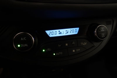 Toyota Yaris 1.5 Hybrid 5 porte Active (13)