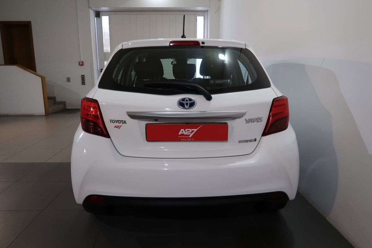 Toyota Yaris 1.5 Hybrid 5 porte Active (6)