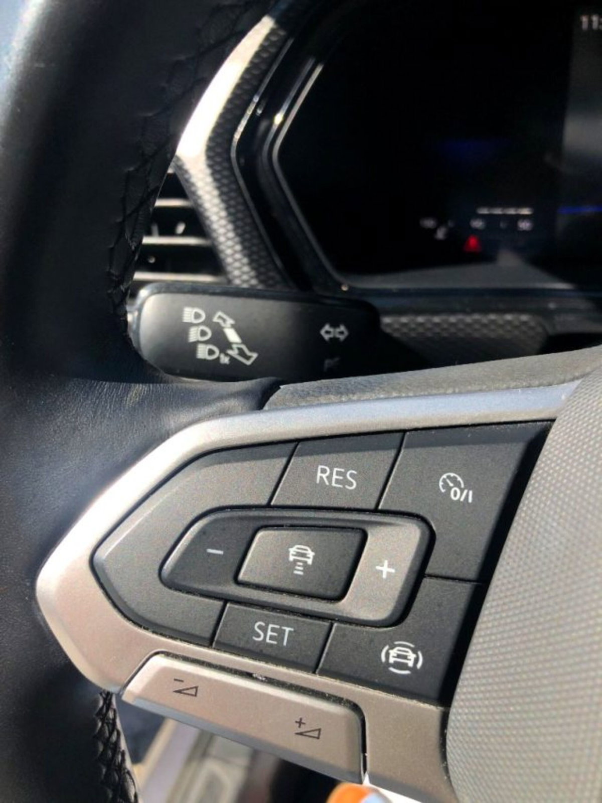 Volkswagen T-Cross 1.0 TSI Sport (16)