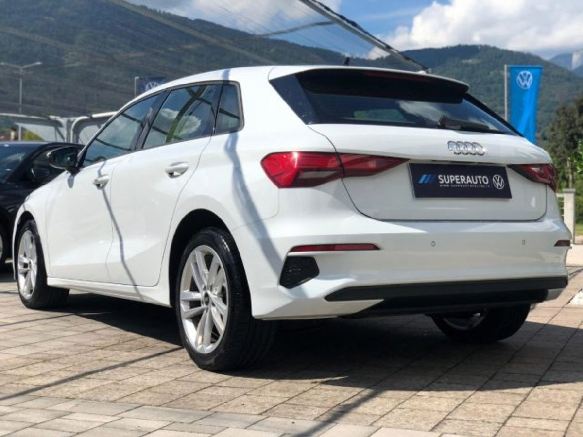 Audi A3 Sportback 35 TDI S tronic S line edition (5)
