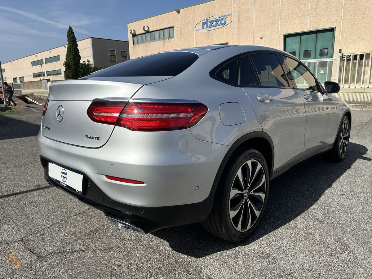 Mercedes-Benz GLC Coupé 220 d 4Matic Coupé Exclusive (6)