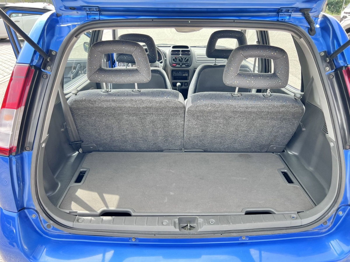 Suzuki Ignis 1.3i 16V cat 4WD GL (10)