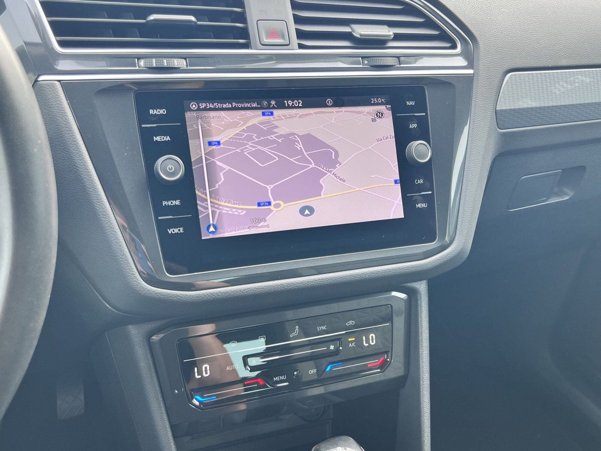 Volkswagen Tiguan 2.0 TDI 150 CV SCR DSG 4MOTION Life (14)