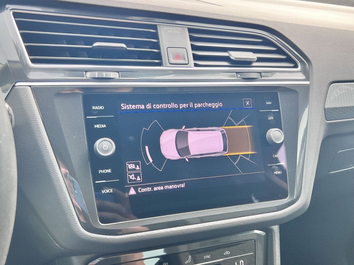 Volkswagen Tiguan 2.0 TDI 150 CV SCR DSG 4MOTION Life (17)