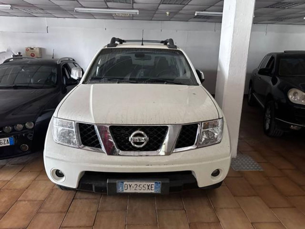 Nissan Navara 2.5 dCi 2 porte King Cab LE