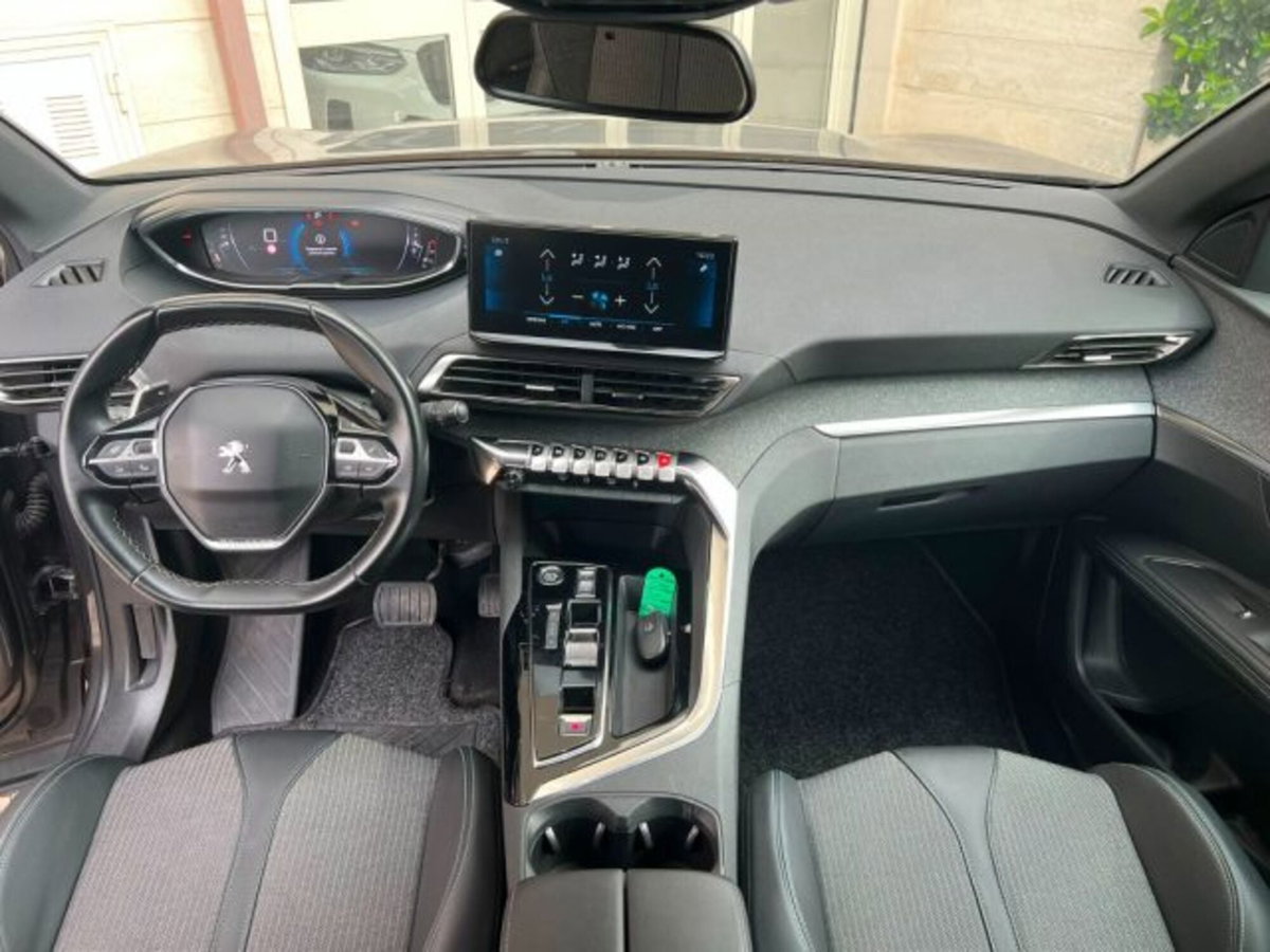 Peugeot 3008 BlueHDi 130 S&S EAT8 Allure Pack (11)