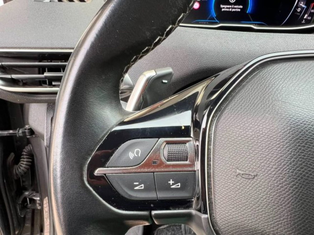 Peugeot 3008 BlueHDi 130 S&S EAT8 Allure Pack (16)