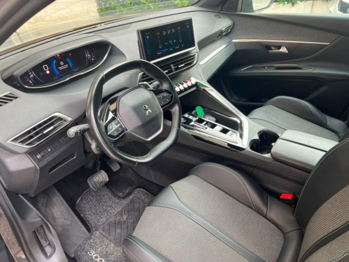 Peugeot 3008 BlueHDi 130 S&S EAT8 Allure Pack (9)